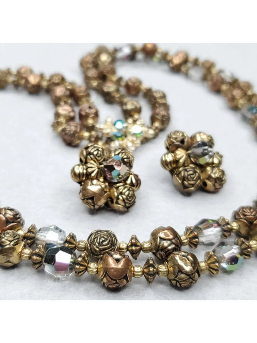 Vintage Beaded Necklace Clip On Earring Set Copper Gold Tone Rosebud 21